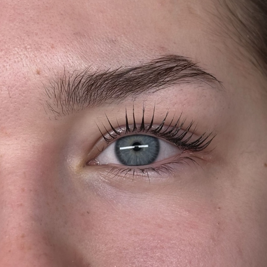 Lifting rzęs z farbką i odżywieniem (zdjęcie 3) - realizacja JK Beauty Studio, Sucha Beskidzka